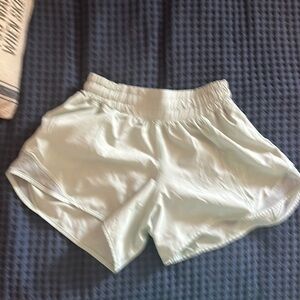 Lululemon Hotty Hot low rise light green short.